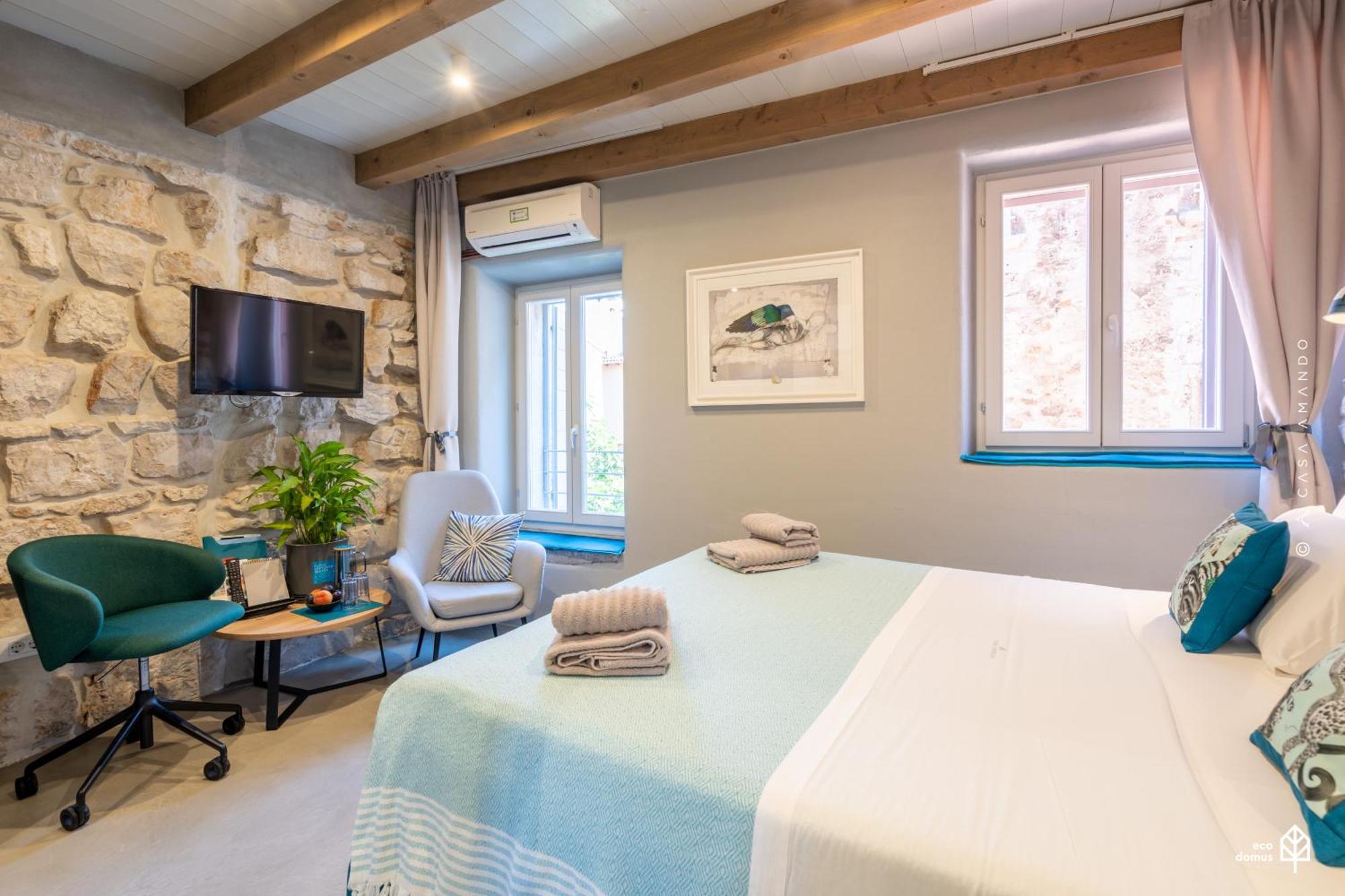 Bed and Breakfast Casa Amando Eco Boutique House Ровінь Екстер'єр фото