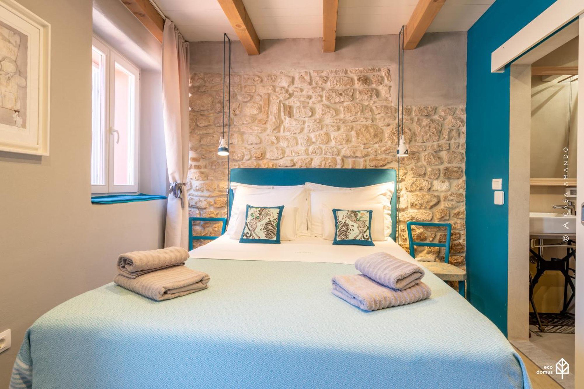 Bed and Breakfast Casa Amando Eco Boutique House Ровінь Номер фото