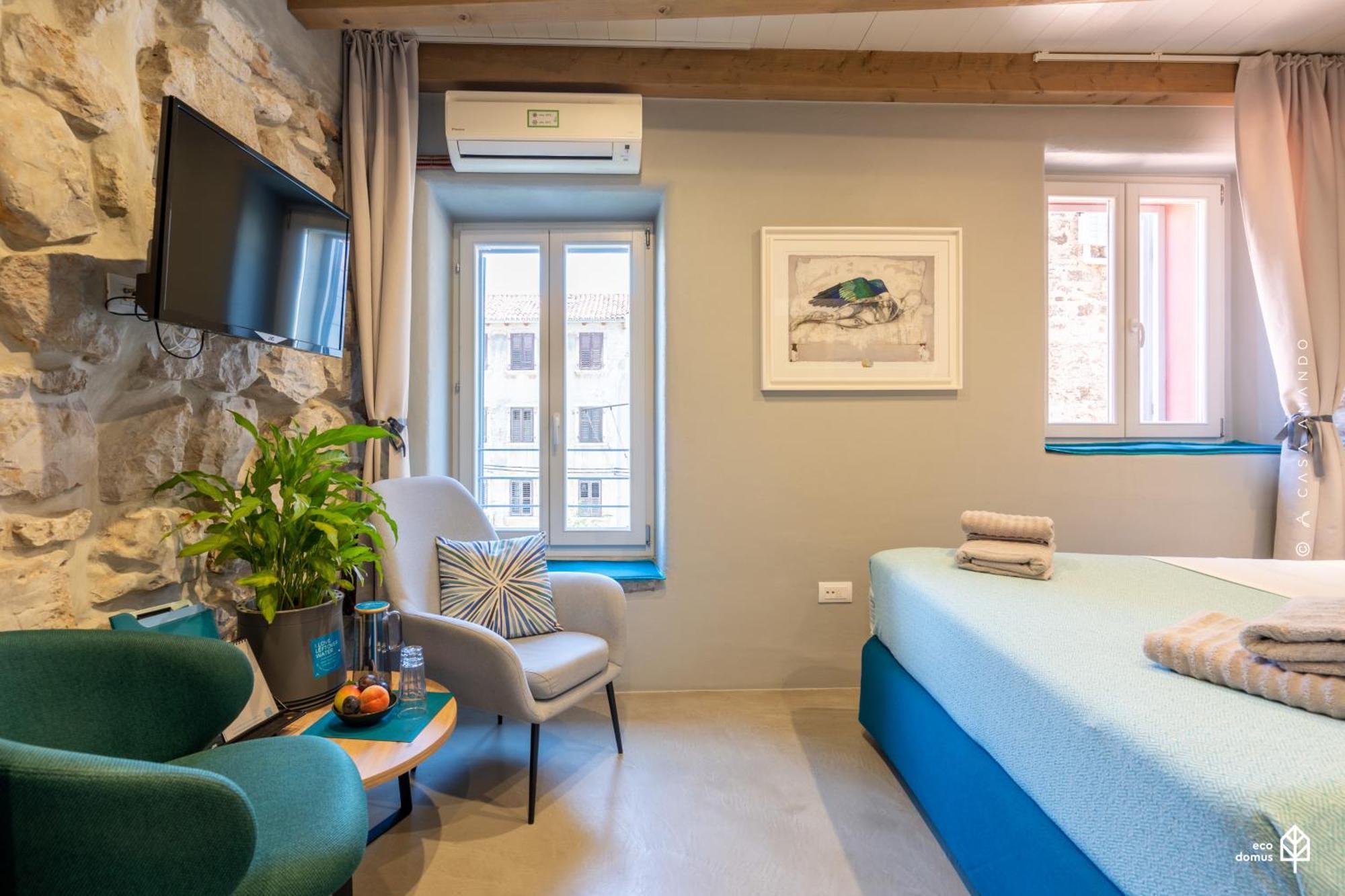 Bed and Breakfast Casa Amando Eco Boutique House Ровінь Номер фото