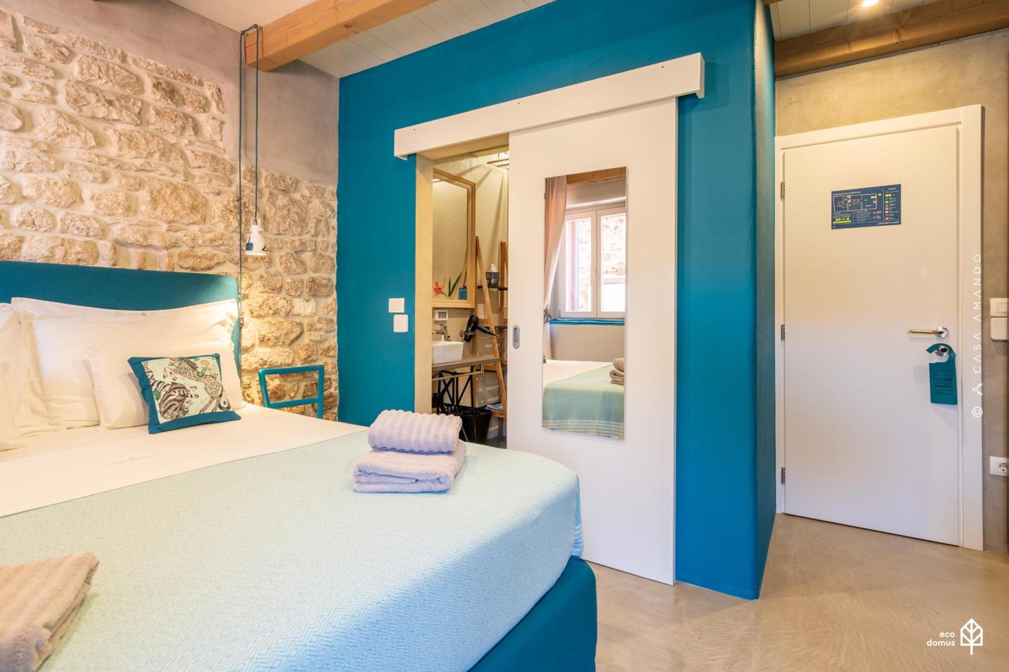 Bed and Breakfast Casa Amando Eco Boutique House Ровінь Номер фото